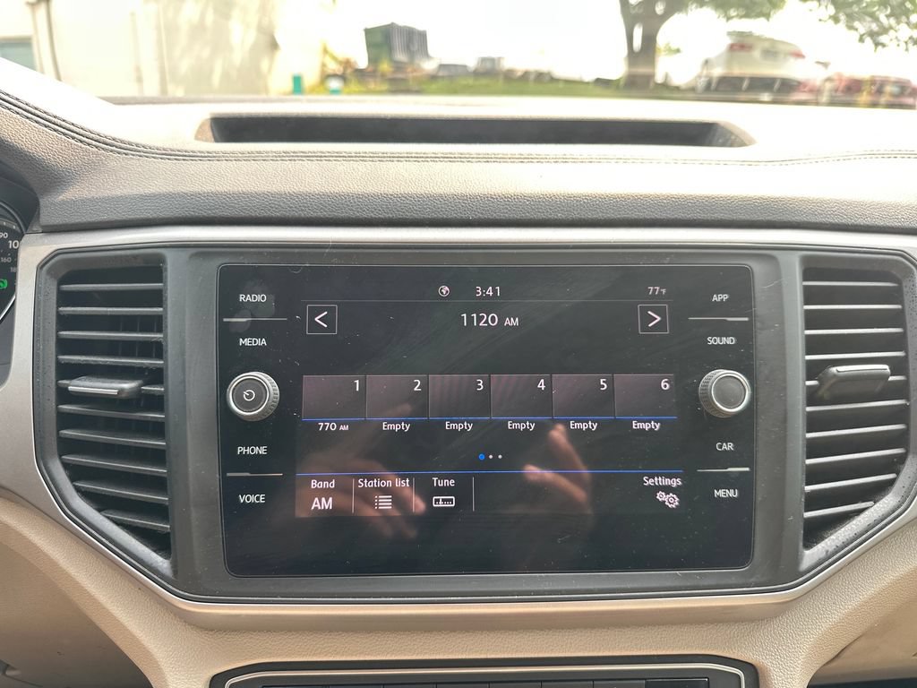 Used 2020 Volkswagen Atlas SE FWD image 15