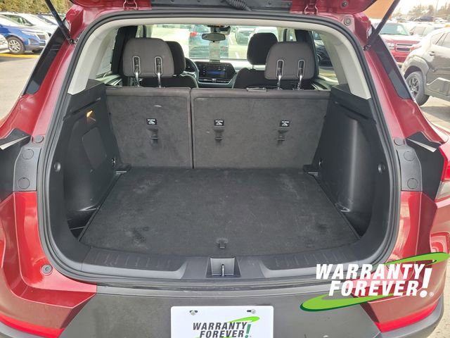 Used 2024 Chevrolet TrailBlazer LT w/ LT Cold Weather Package image 17