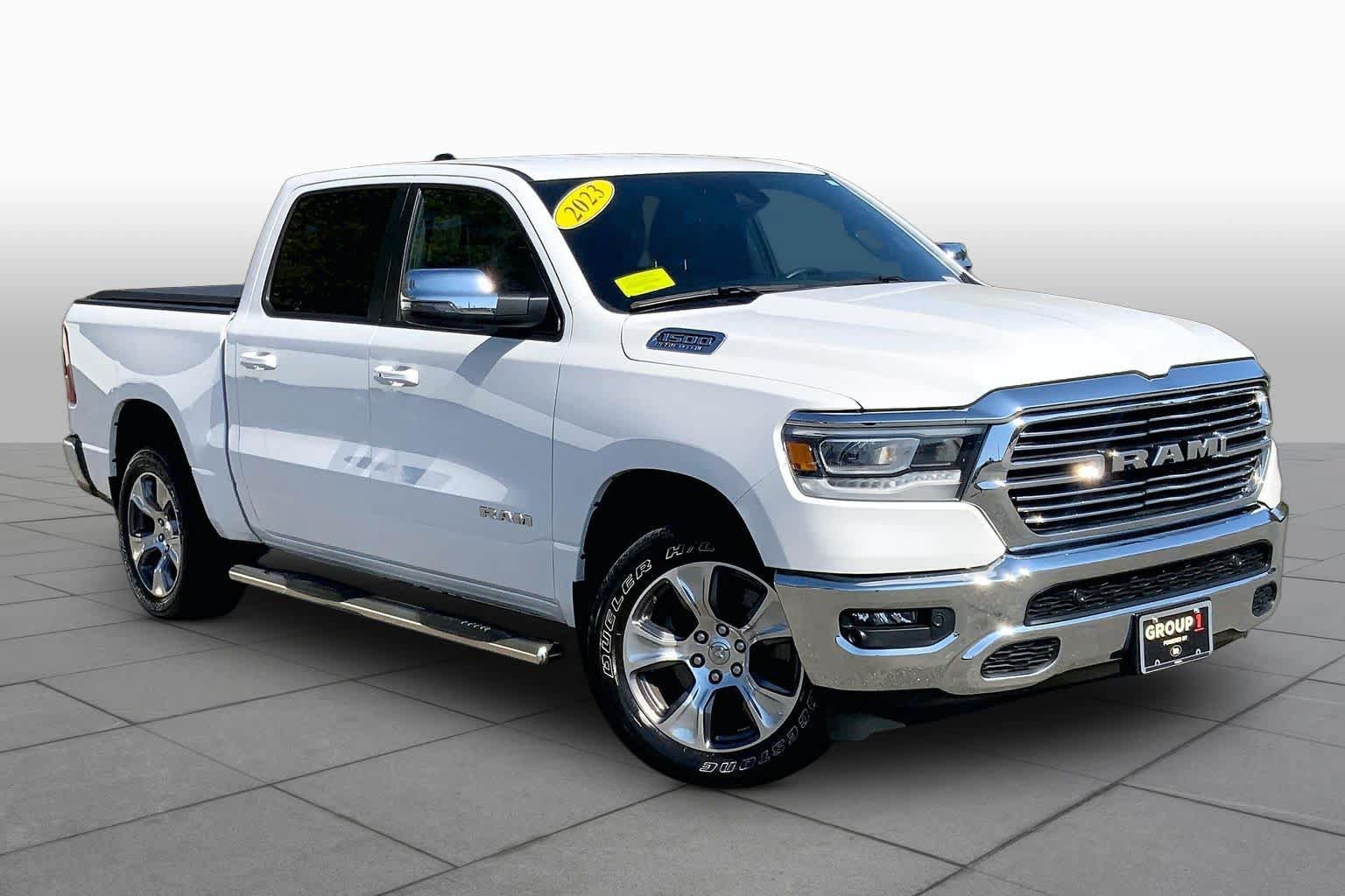 Used 2023 RAM 1500 Laramie AWD/4WD image 3