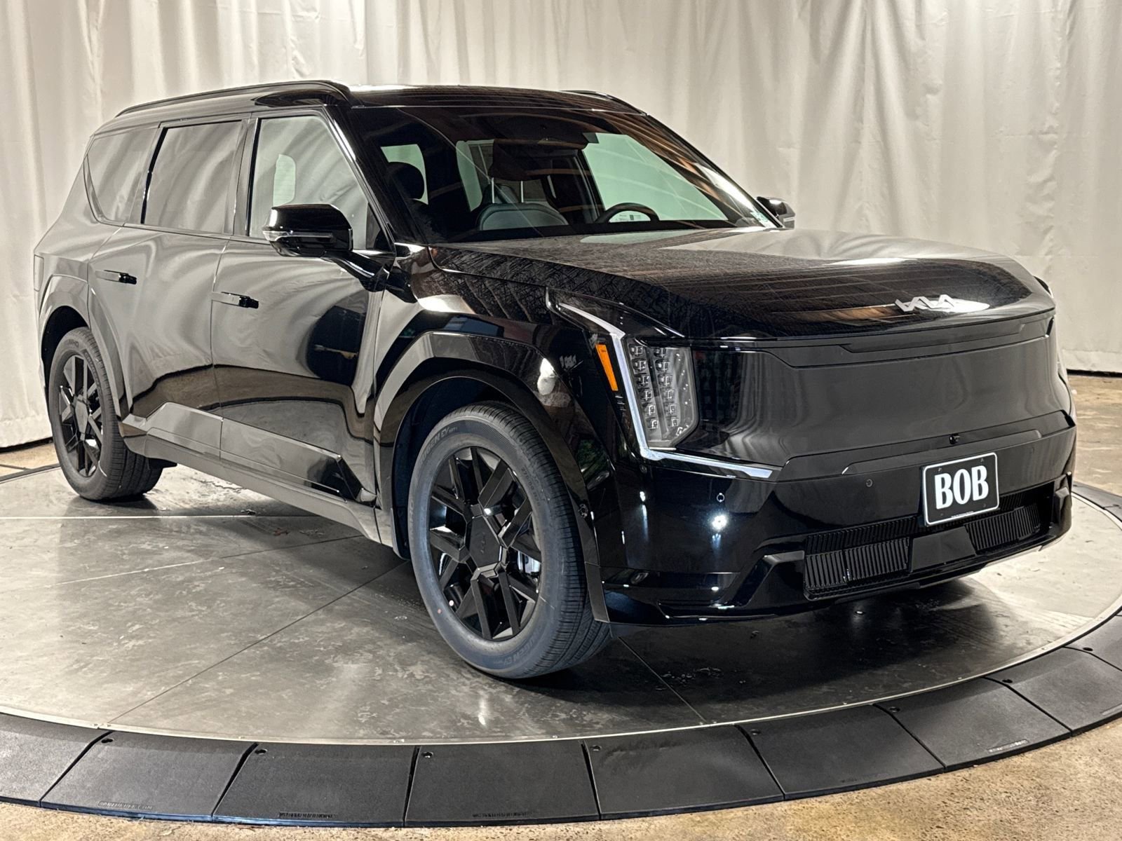 New 2026 Kia EV9 Land