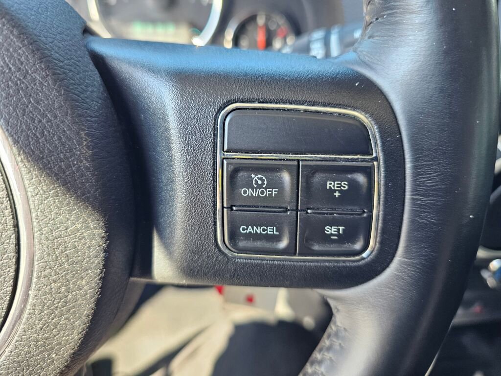 Used 2017 Jeep Wrangler Unlimited Sahara AWD/4WD image 20