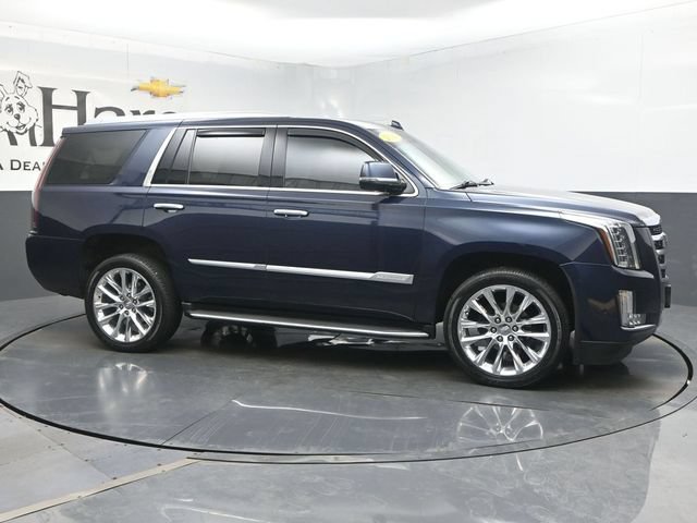 Used 2020 Cadillac Escalade Luxury AWD/4WD image 1