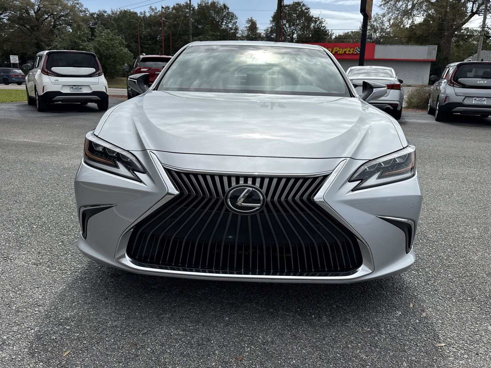 Used 2019 Lexus ES 350 w/ Accessory Package 2 FWD image 8