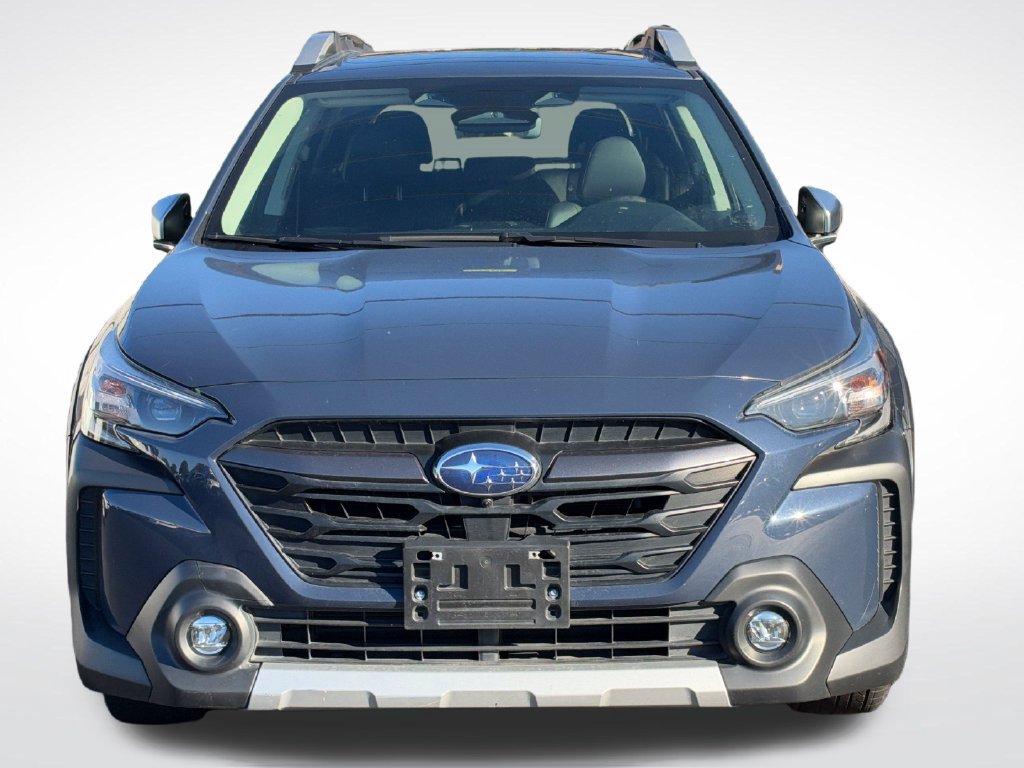 Used 2024 Subaru Outback Touring AWD/4WD image 3