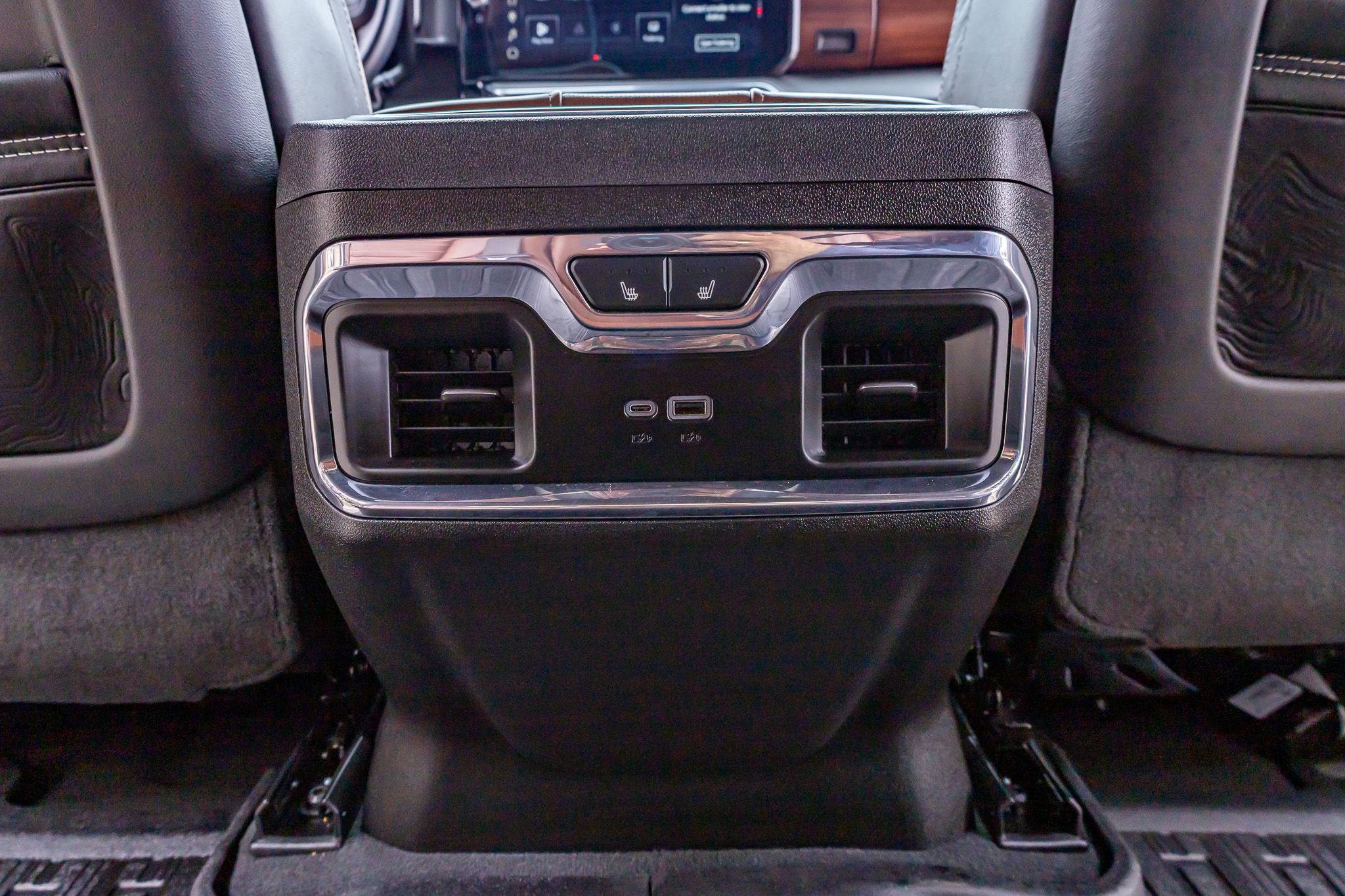 Used 2024 GMC Sierra 2500 Denali Ultimate image 30