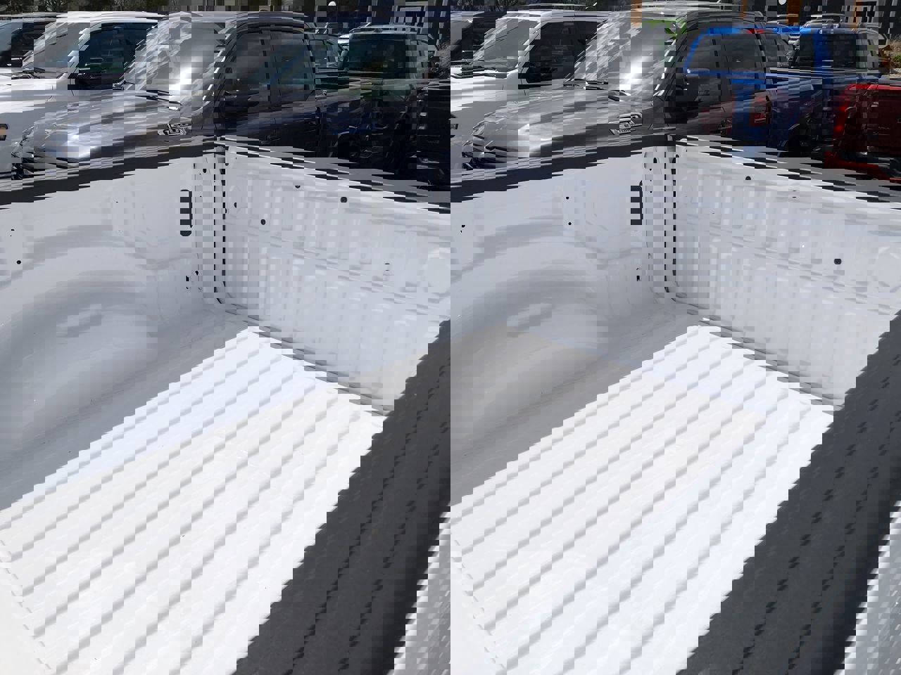 New 2026 RAM 1500 4x4 Crew Cab image 9