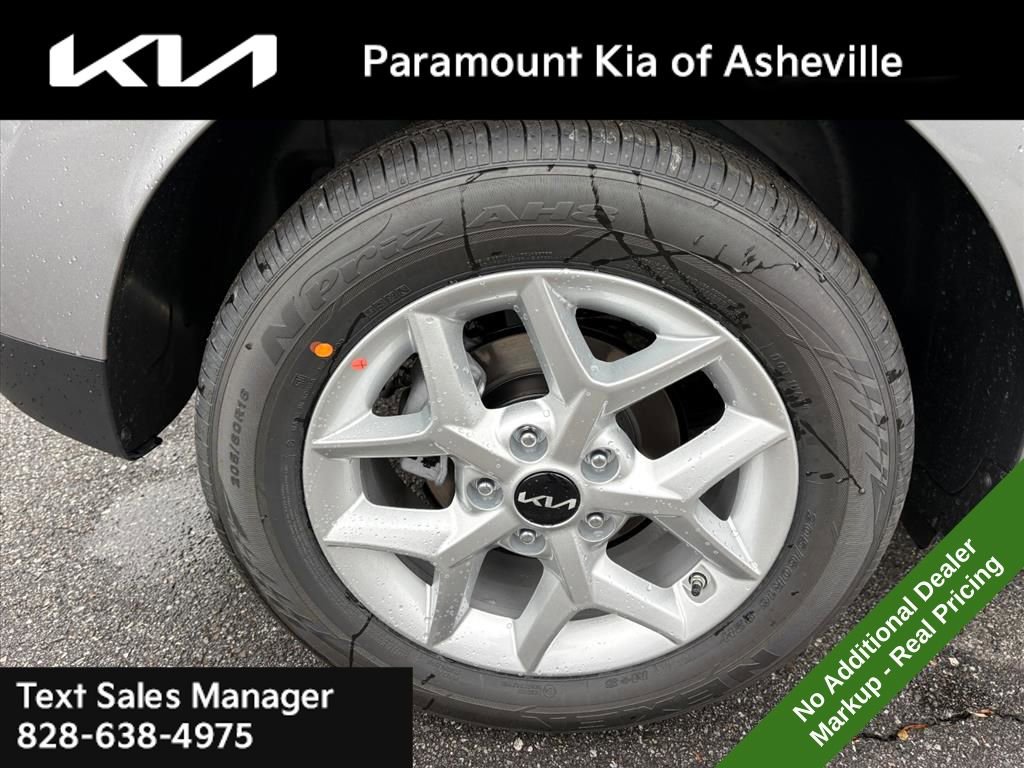 New 2025 Kia Soul LX image 30