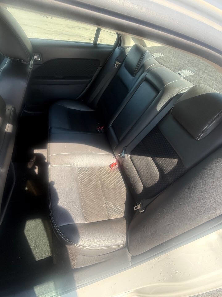 Used 2009 Ford Fusion SE FWD image 9