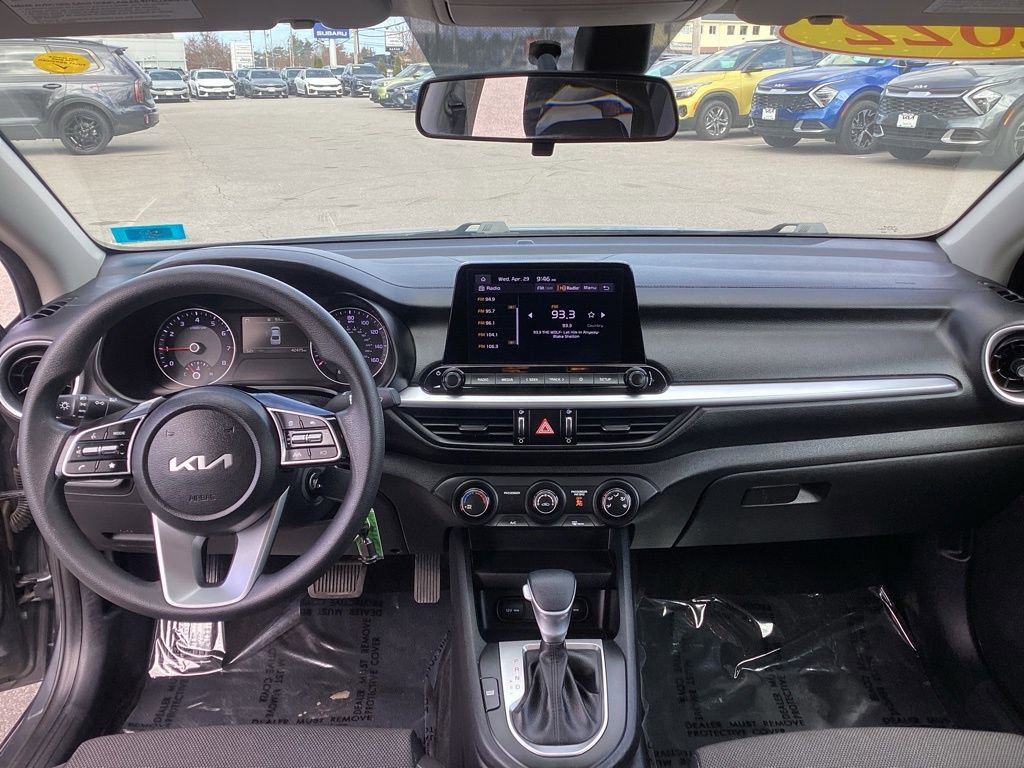 Used 2022 Kia Forte LXS FWD image 15