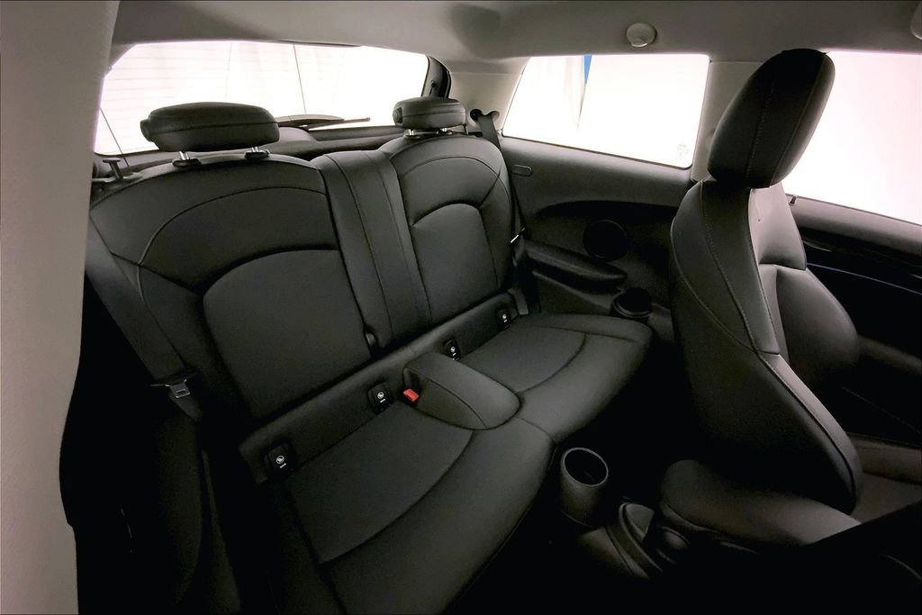 Used 2022 MINI Cooper SE image 15