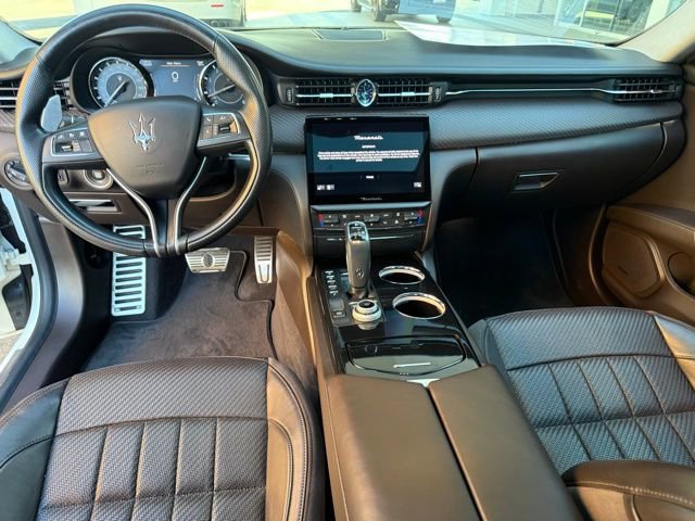 Certified 2022 Maserati Quattroporte Modena image 12