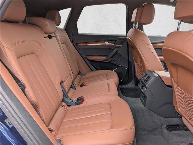 Used 2022 Audi Q5 2.0T Premium w/ Convenience Package AWD/4WD image 20