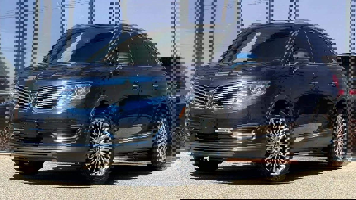 Used 2017 Lincoln MKX Reserve image 2