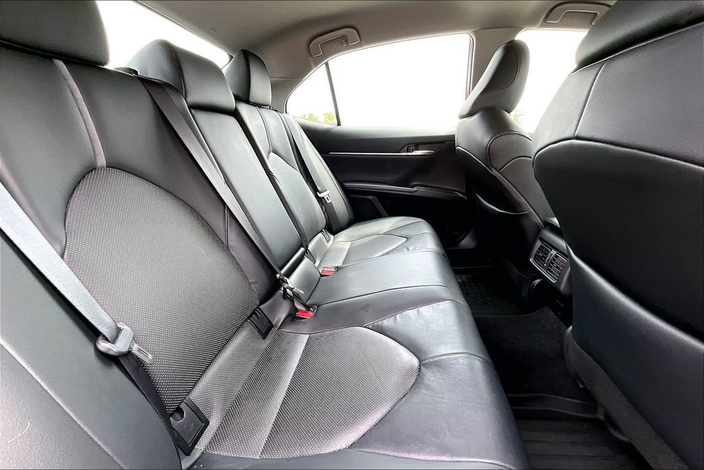 Used 2023 Toyota Camry XLE w/ Cold Weather Package FWD image 25