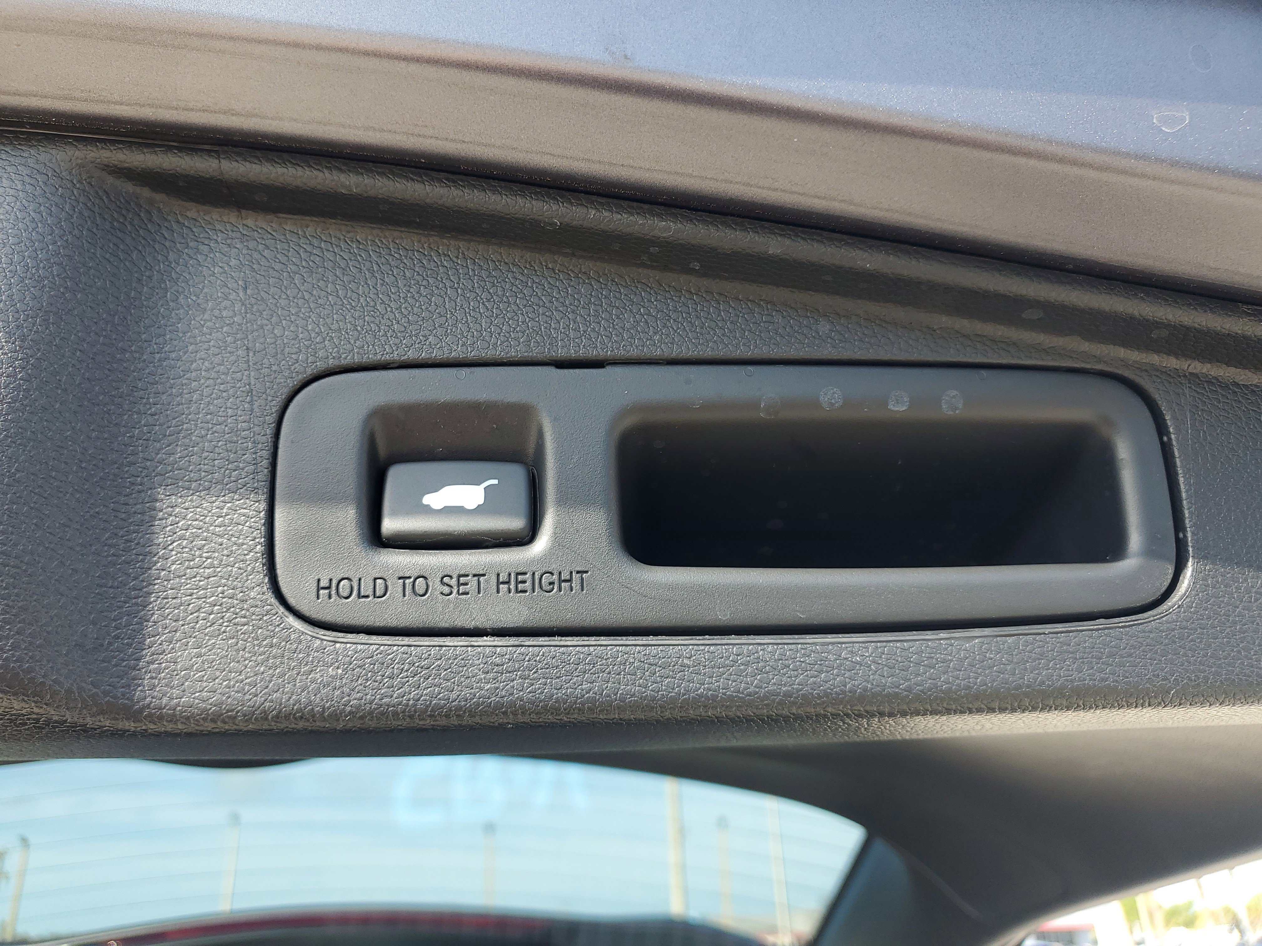 Used 2022 Honda CR-V EX-L image 10