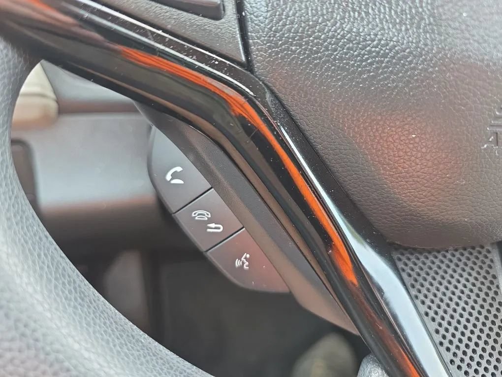 Used 2018 Honda HR-V EX image 19