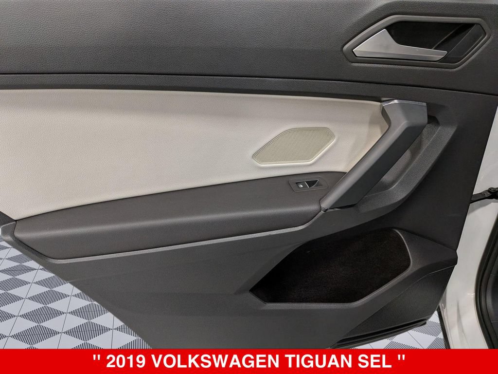Used 2019 Volkswagen Tiguan SEL AWD/4WD image 30