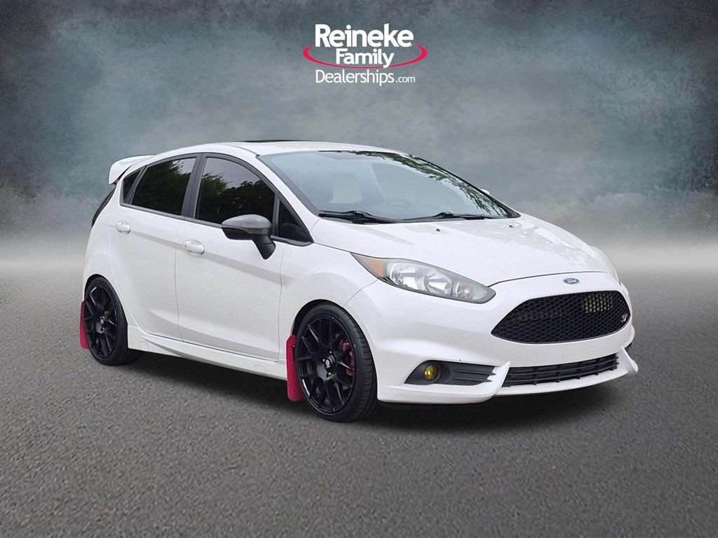 Used 2016 Ford Fiesta ST FWD image 4
