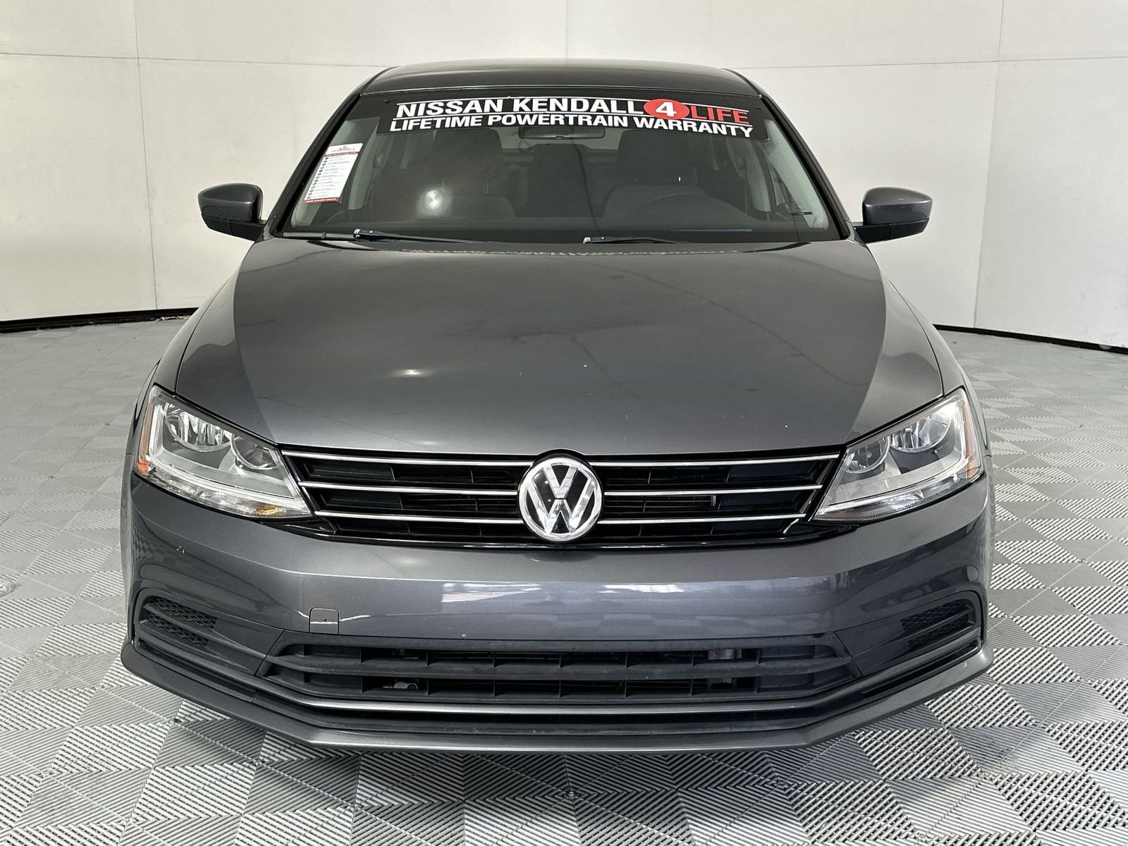 Used 2017 Volkswagen Jetta S FWD image 3