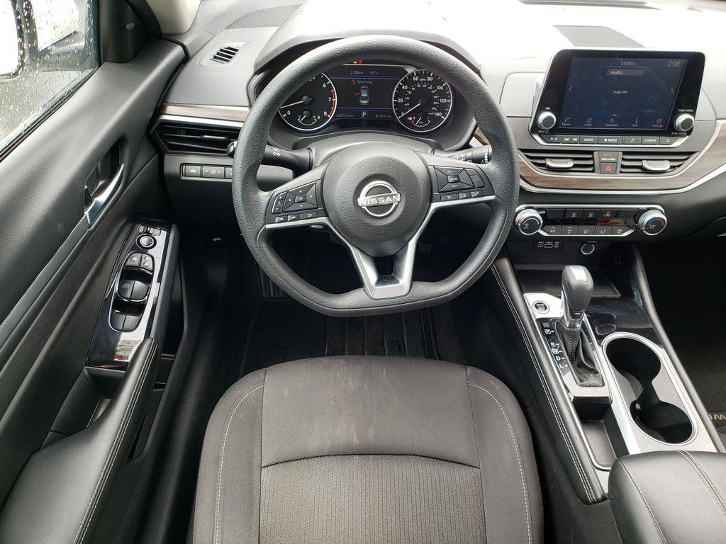 Used 2023 Nissan Altima 2.5 SV FWD image 12