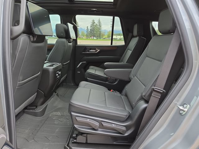 New 2026 GMC Yukon Denali w/ Denali Reserve Package AWD/4WD image 32