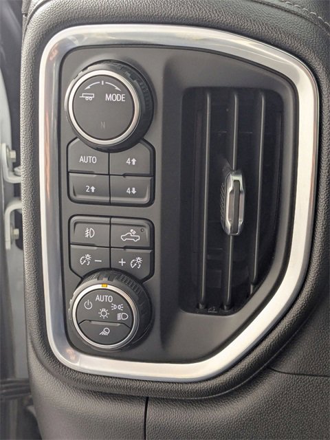 Certified 2022 Chevrolet Silverado 3500 High Country w/ Snow Plow Prep/Camper Package image 29