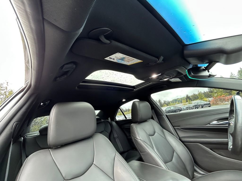 Used 2022 Cadillac CT4 Luxury w/ Sun And Sound Package RWD image 27