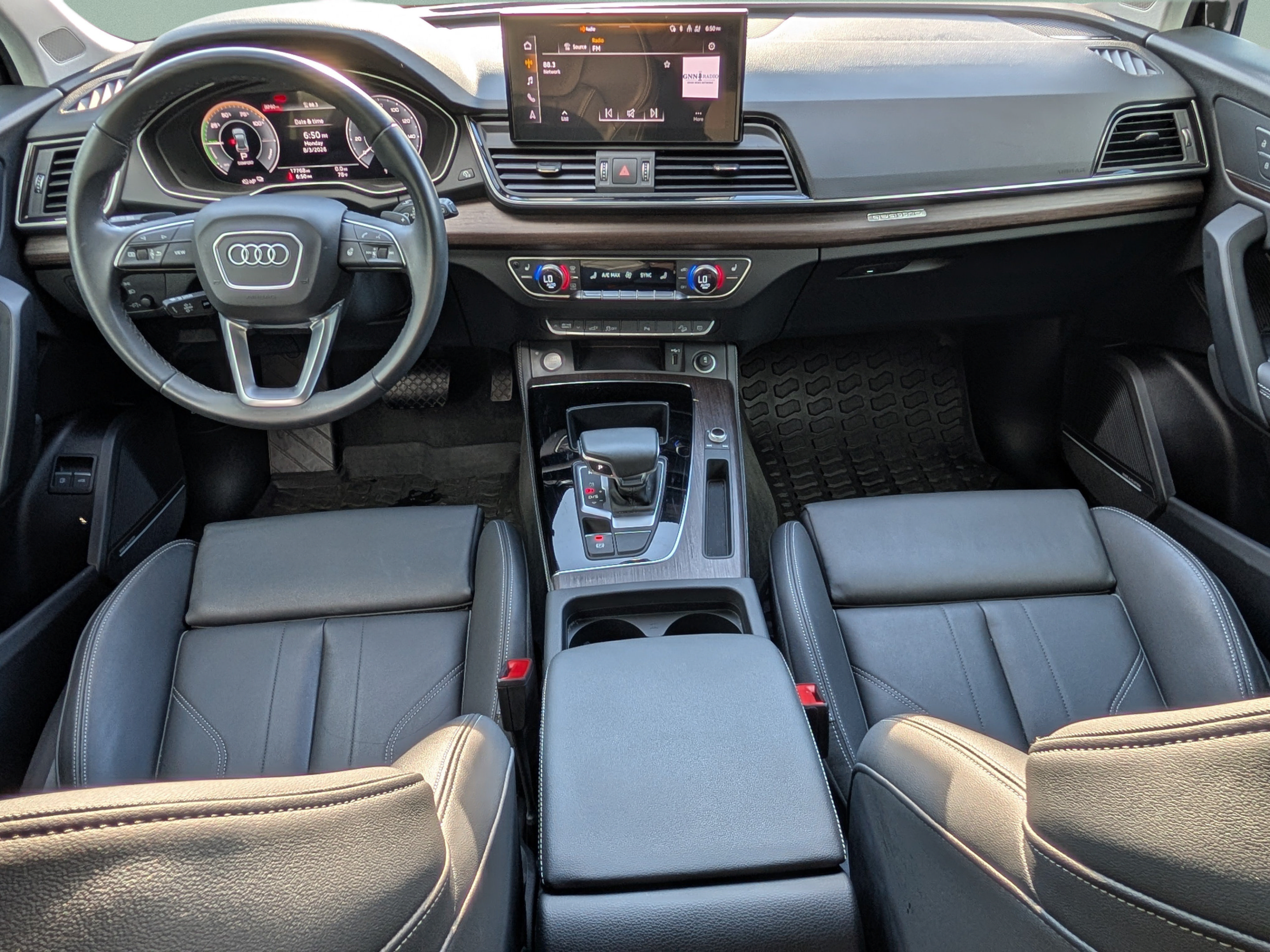 Used 2024 Audi Q5 e Premium Plus AWD/4WD image 12