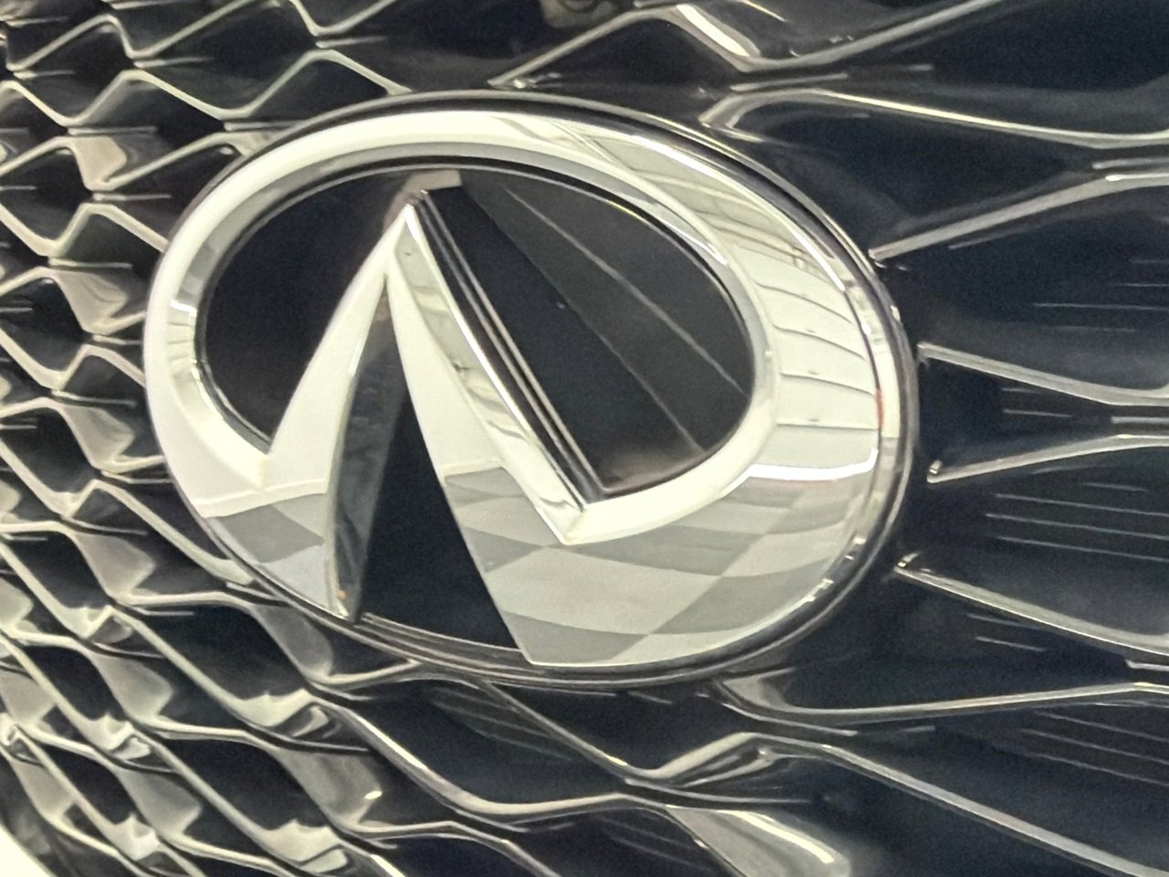 Used 2023 INFINITI QX60 Pure image 14