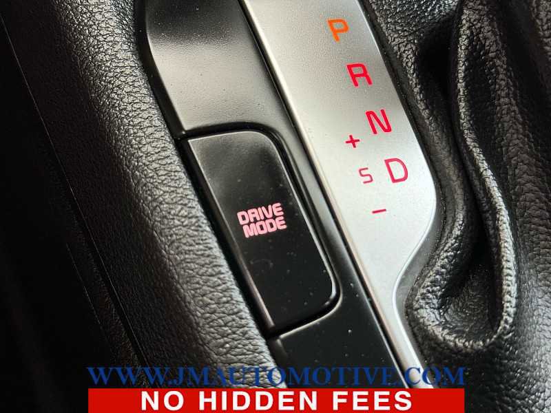 Used 2022 Kia Forte LXS image 29