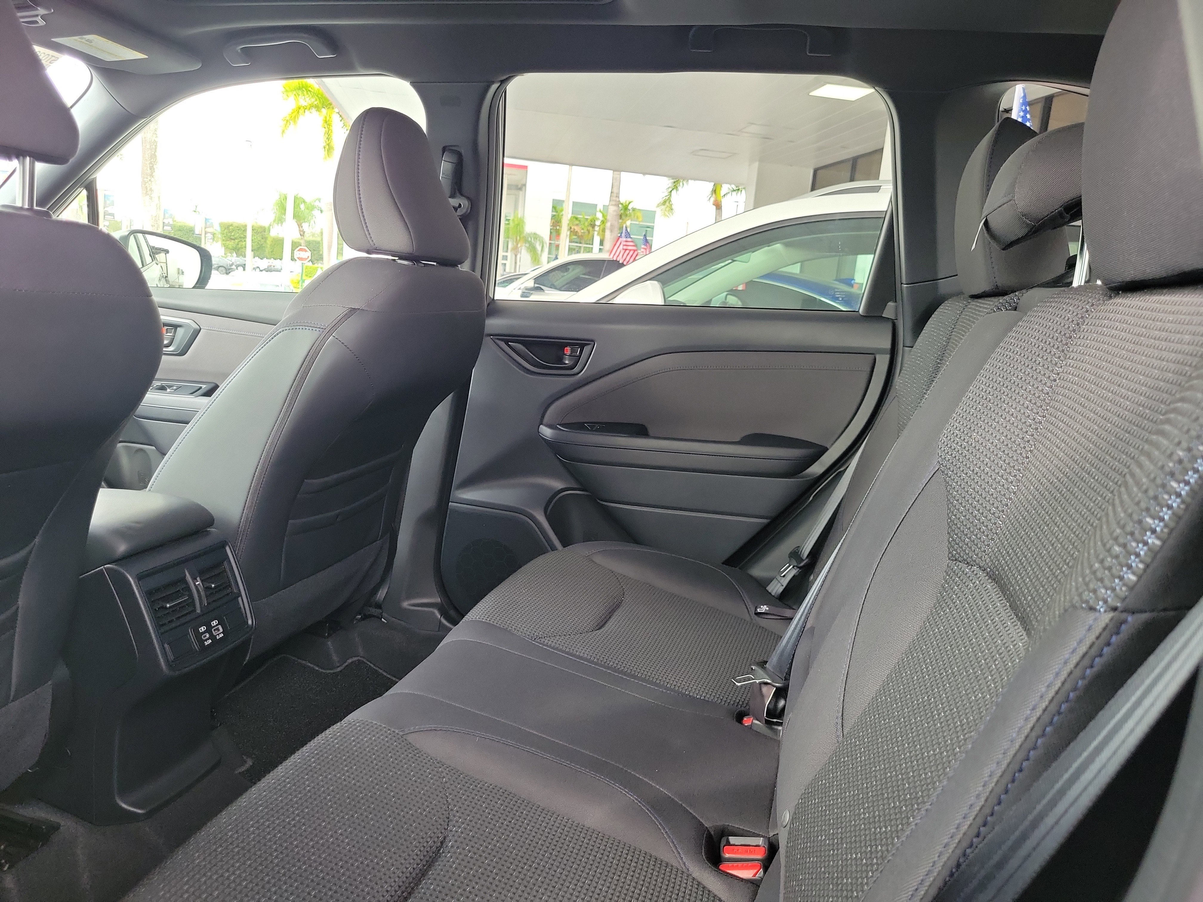 Used 2025 Subaru Forester Premium image 16