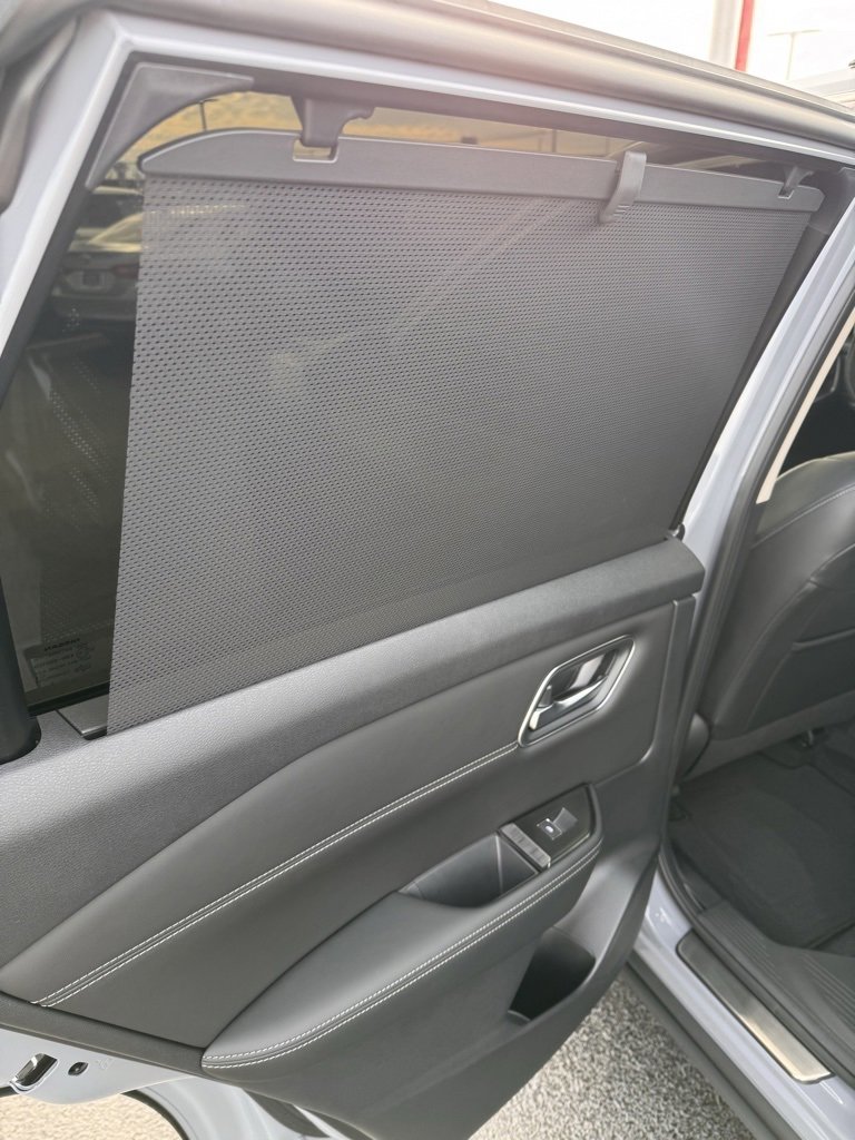 Used 2025 Nissan Rogue Platinum w/ Platinum Premium Package image 17