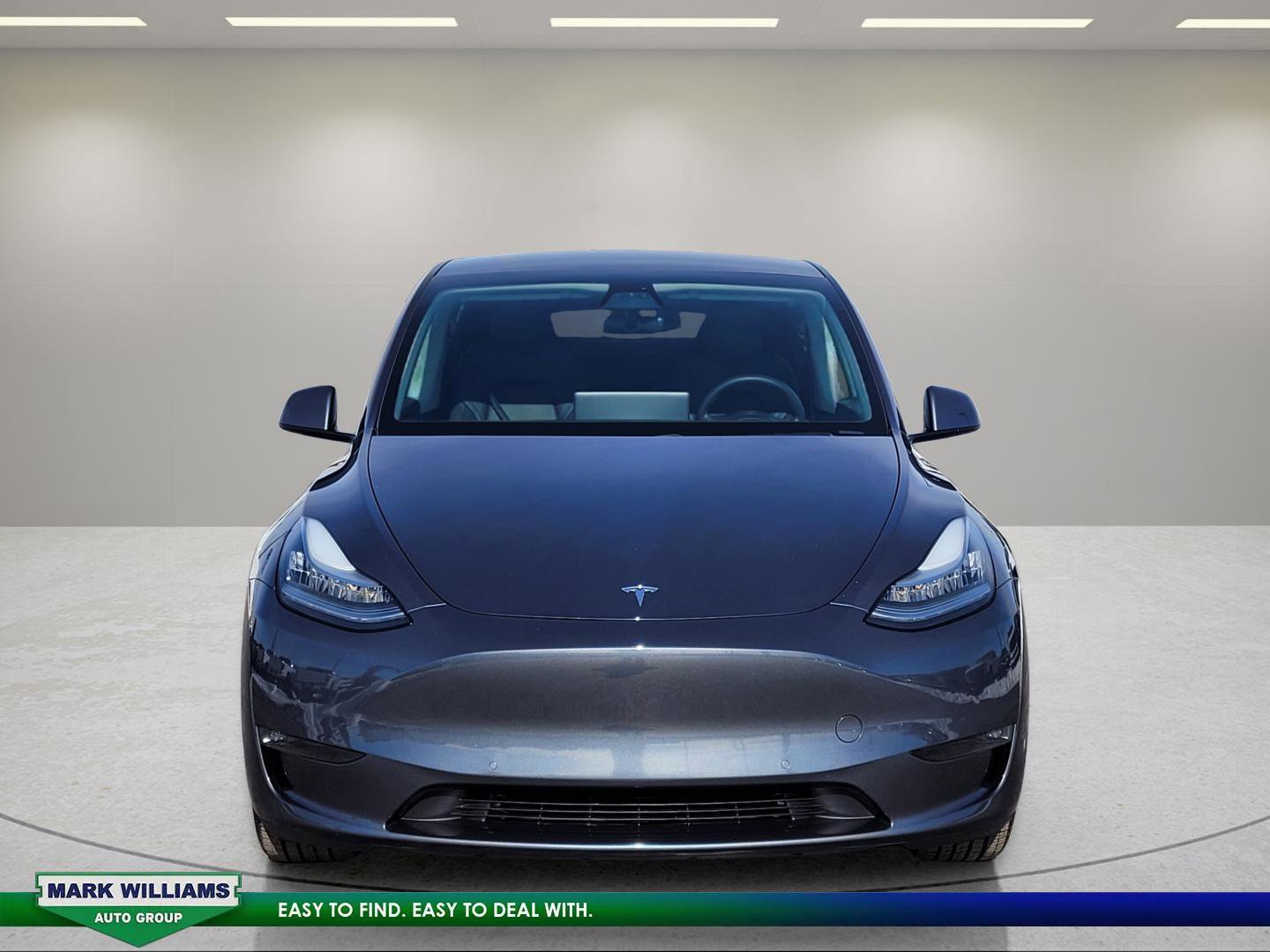 Used 2020 Tesla Model Y Long Range image 9