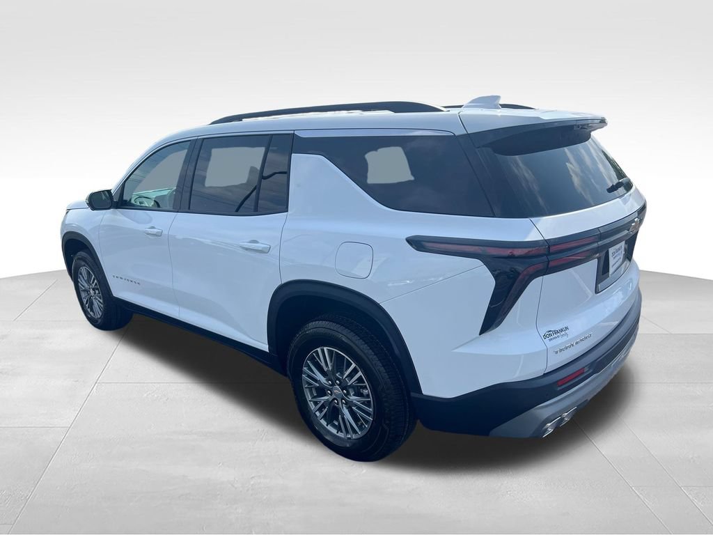 New 2027 Chevrolet Traverse LT w/ Driver Confidence Package FWD image 3