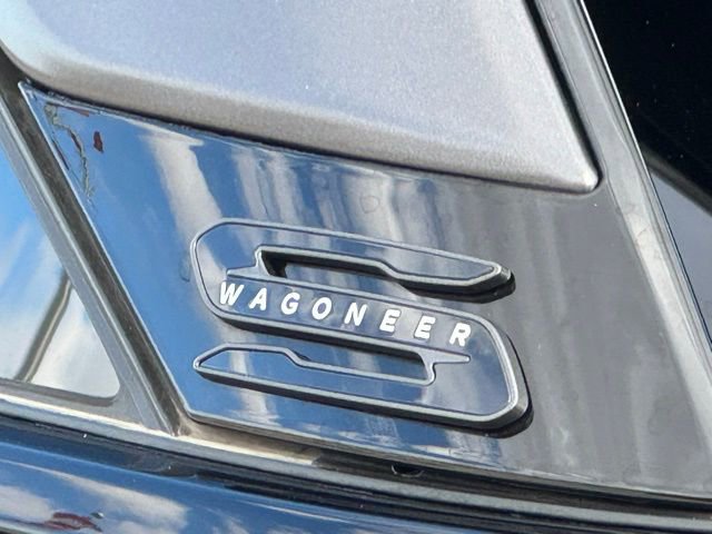 Used 2025 Jeep Wagoneer S Limited image 12