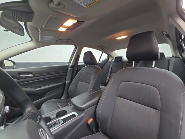 Used 2025 Nissan Altima 2.5 SV image 22