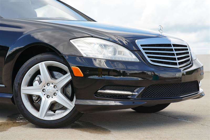 Used 2010 Mercedes-Benz S 550 4MATIC image 12