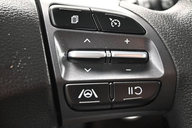 Used 2023 Hyundai Kona SEL AWD/4WD image 21