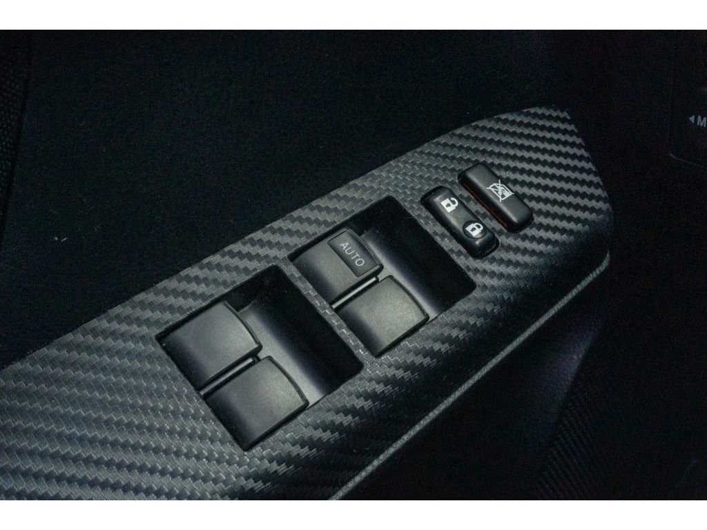 Used 2015 Toyota RAV4 LE image 26