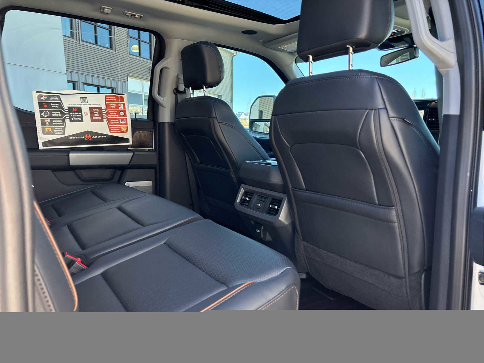 New 2026 Ford F250 Lariat w/ Black Appearance Package image 50