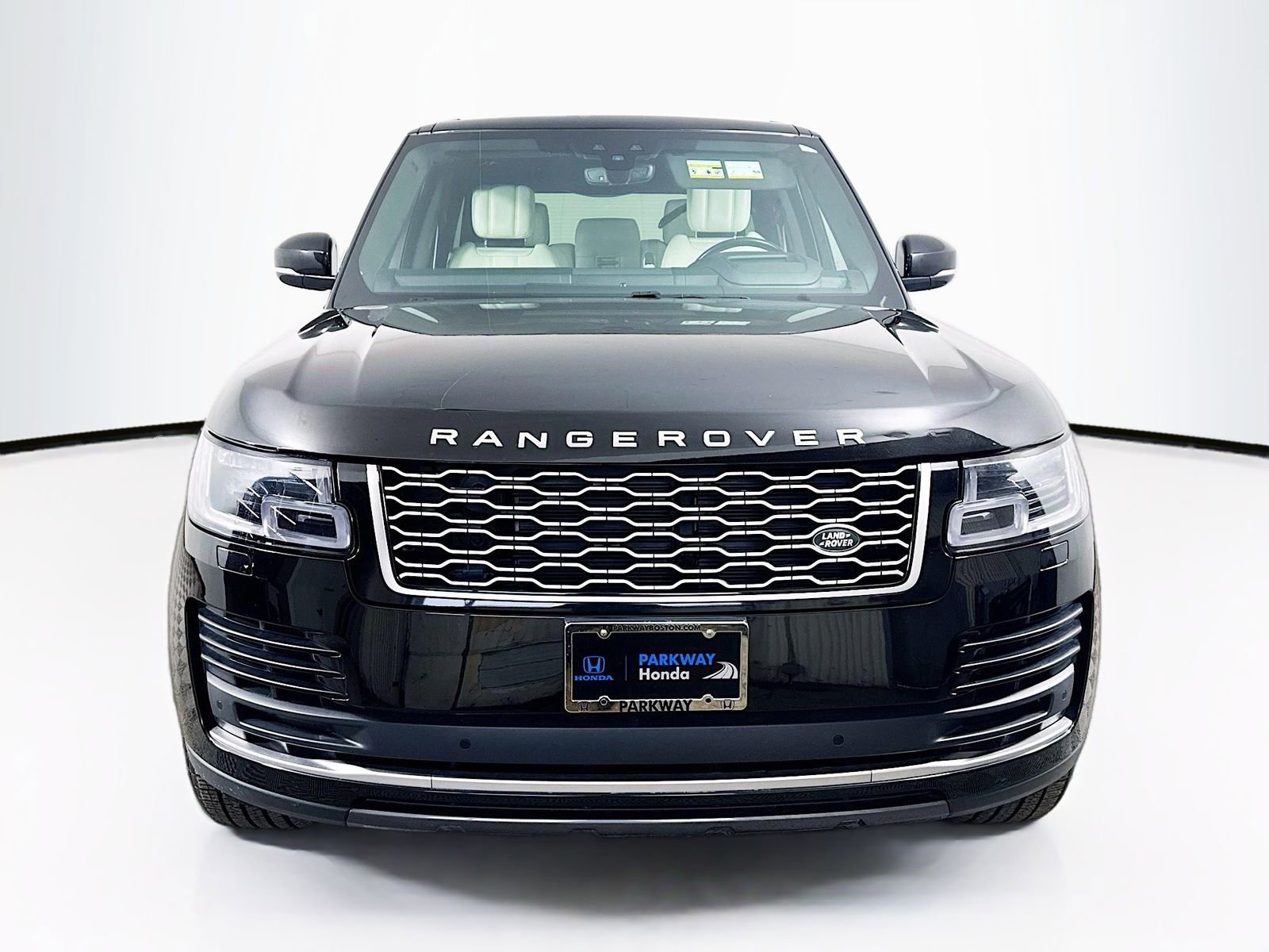 Used 2021 Land Rover Range Rover Westminster Edition image 2