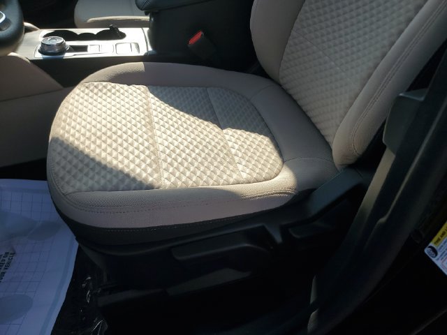 Used 2021 Ford Escape SE FWD image 19