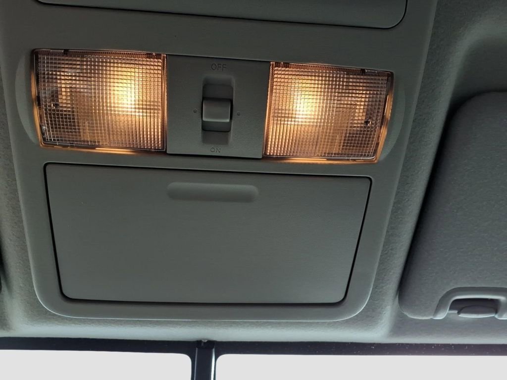 Used 2020 Nissan Frontier SV RWD image 25