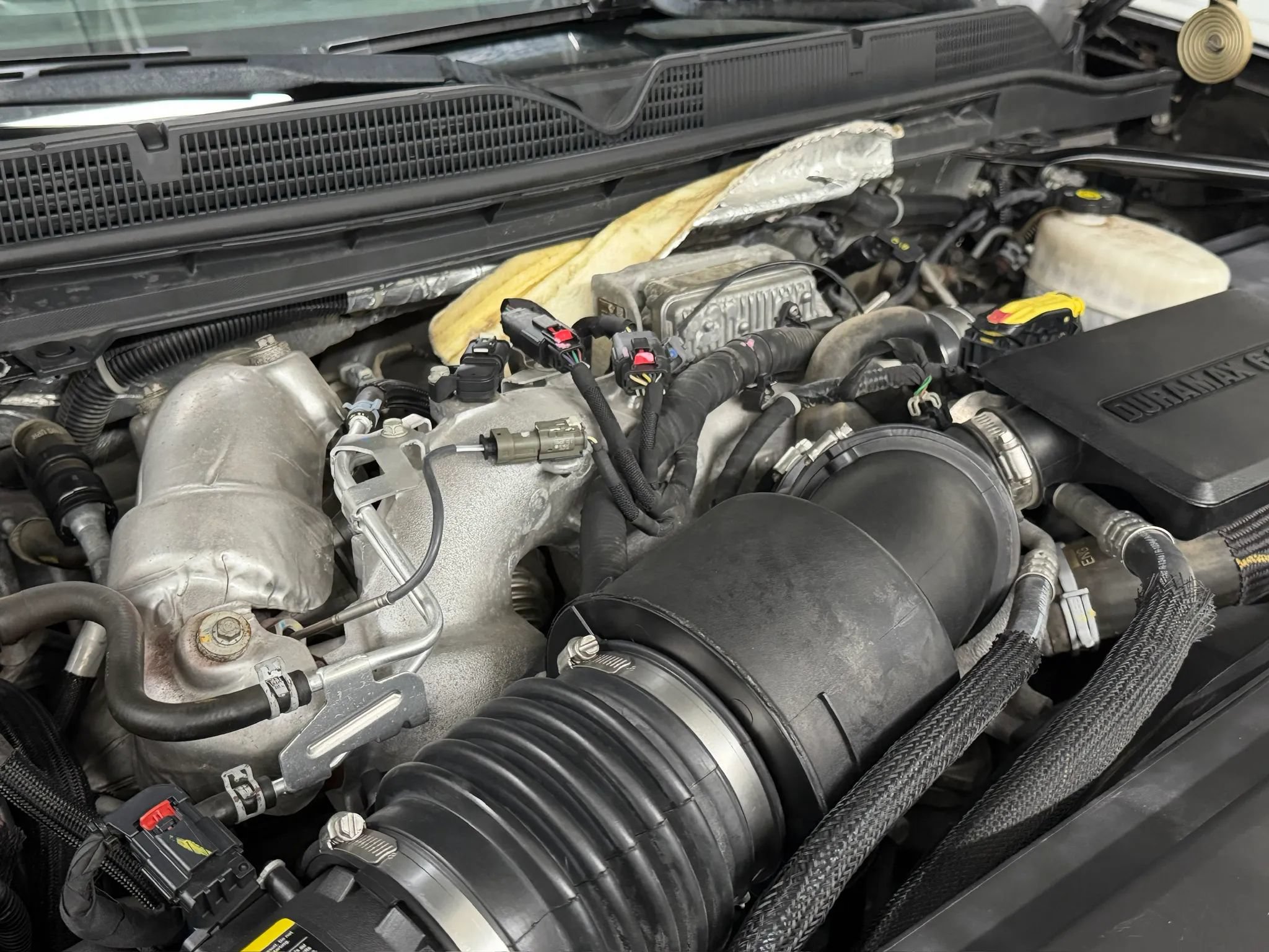 Used 2018 GMC Sierra 2500 Denali w/ Duramax Plus Package AWD/4WD image 96