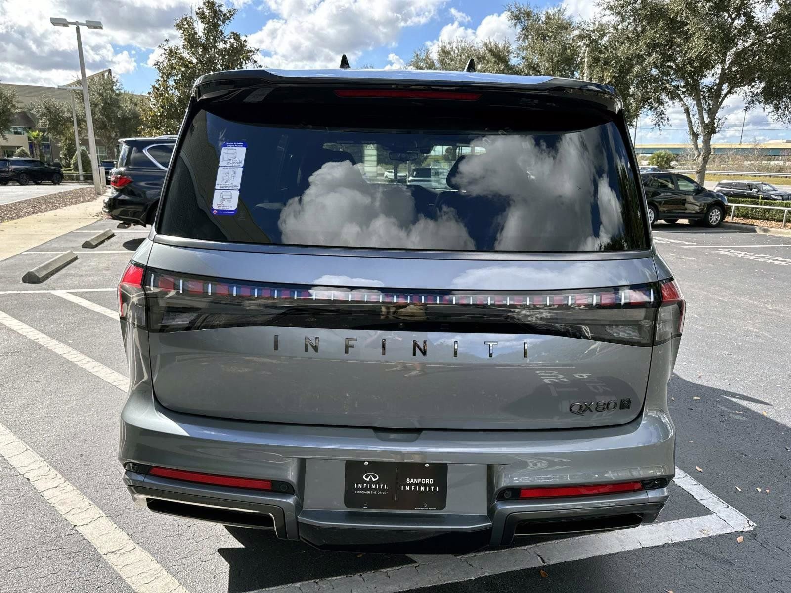 New 2026 INFINITI QX80 Autograph image 3