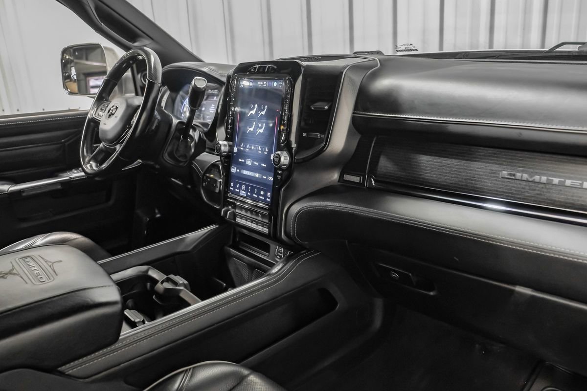Used 2022 RAM 3500 Limited AWD/4WD image 12