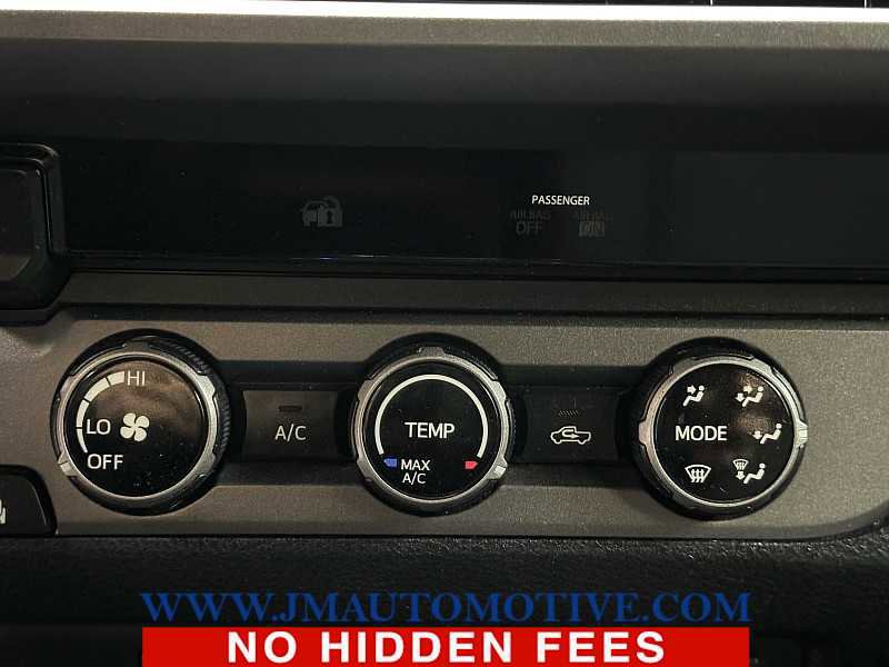 Used 2016 Toyota Tacoma TRD Sport image 36