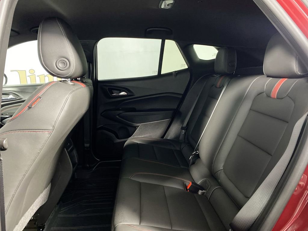 Certified 2025 Chevrolet Trax RS w/ Driver Confidence Package FWD image 21