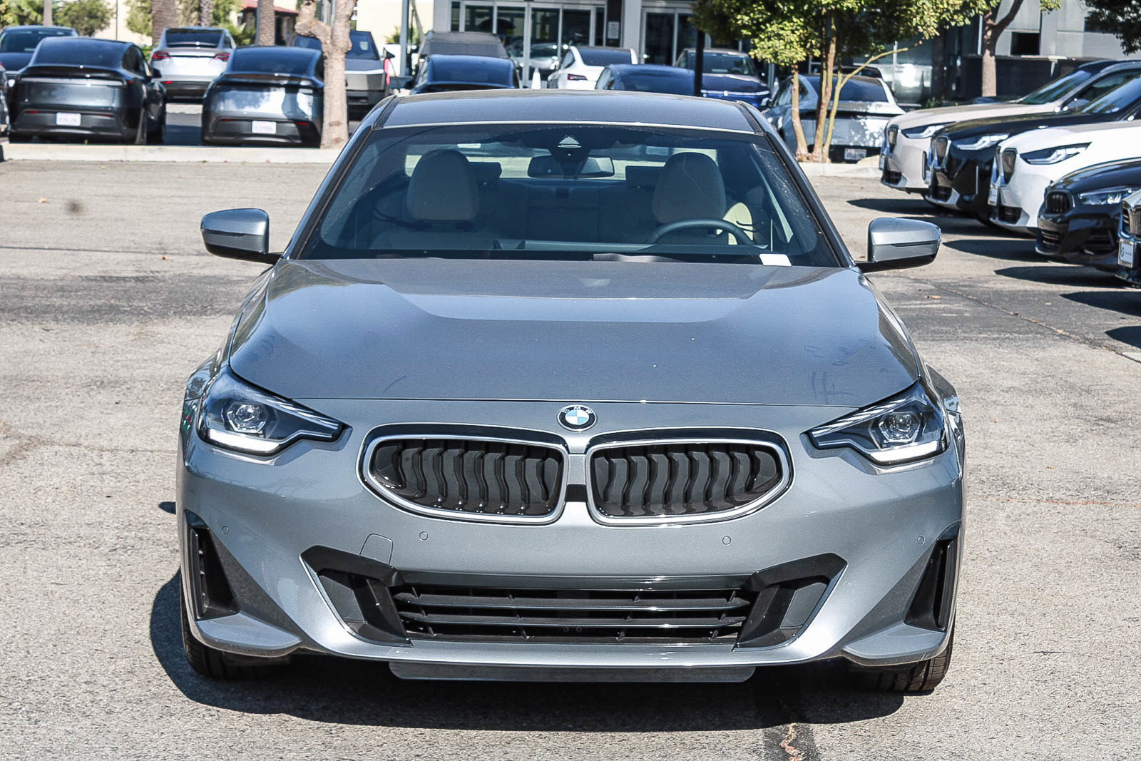 Used 2025 BMW 230i Coupe w/ Convenience Package RWD image 2