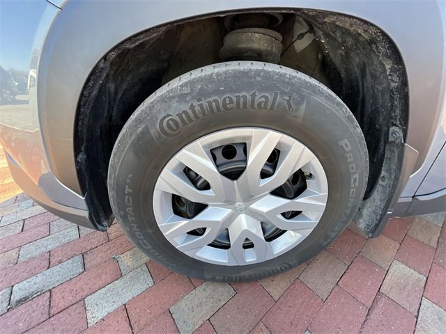 Used 2022 Toyota Corolla Cross L image 8